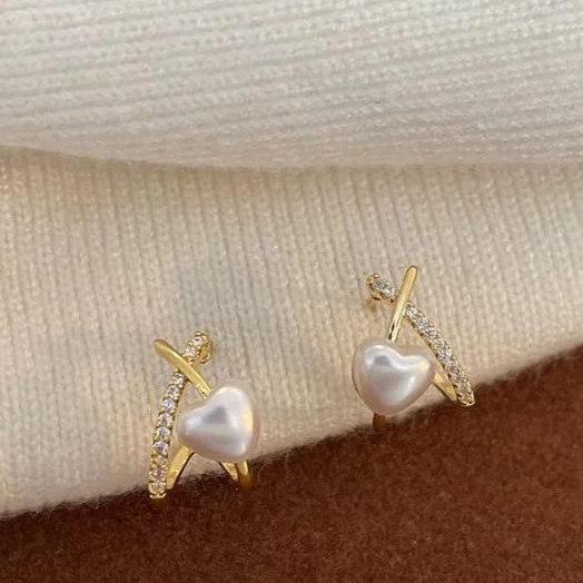 Stylish Minimalist Pearl Heart Earrings (PJT-993)